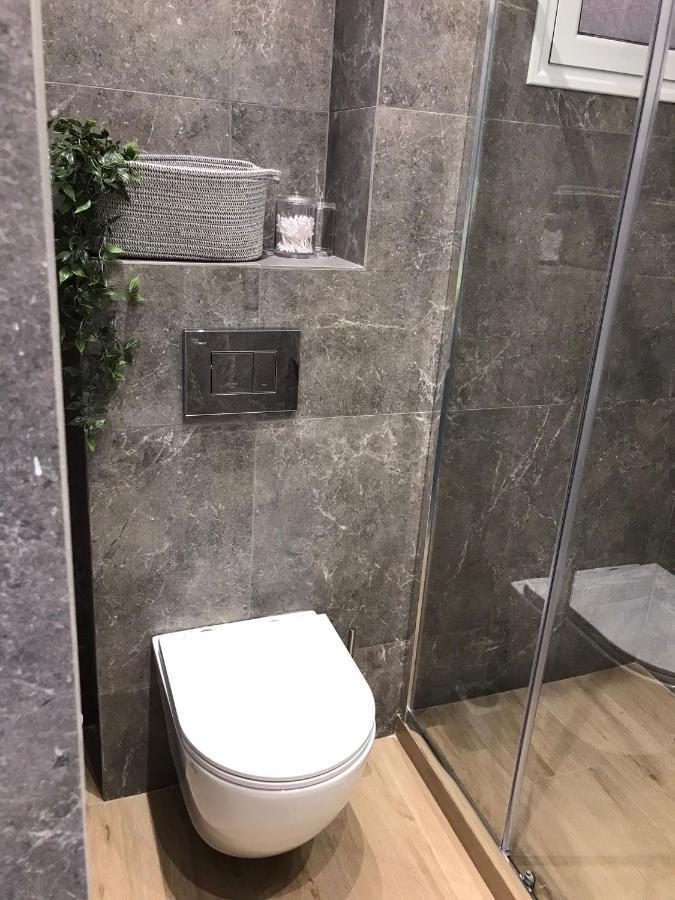 Artemis Apartments Diakopto Eksteriør bilde