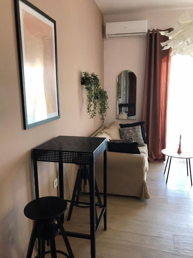 Artemis Apartments Diakopto Eksteriør bilde