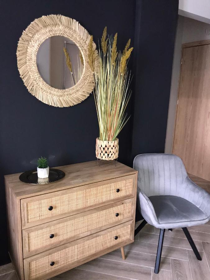 Artemis Apartments Diakopto Eksteriør bilde